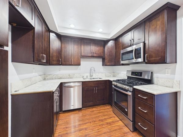 5375 Walker St Cypress CA - 011 - Kitchen 5