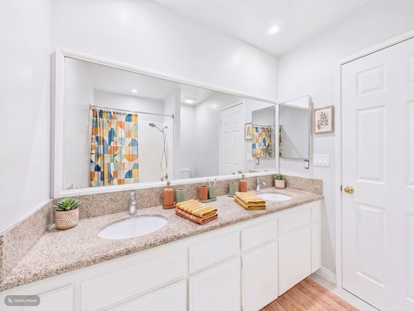 5375 Walker St Cypress CA - 030 - Bathroom 3-3