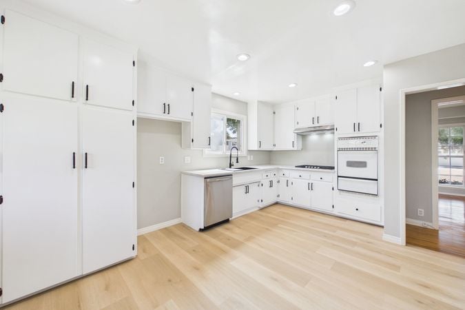 1902 Lees Ave Long Beach CA - 010 - Kitchen 1