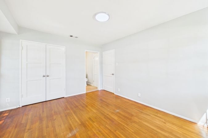 1902 Lees Ave Long Beach CA - 018 - Master Bedroom 3