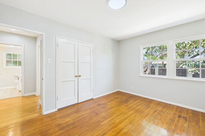 1902 Lees Ave Long Beach CA - 023 - Bedroom 2-2