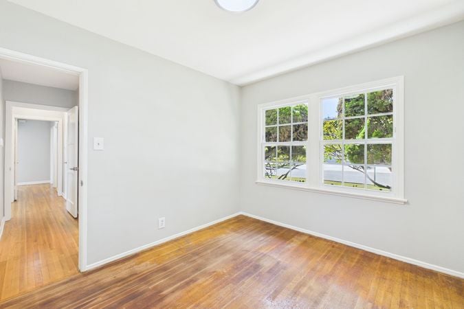 1902 Lees Ave Long Beach CA - 025 - Bedroom 3-2