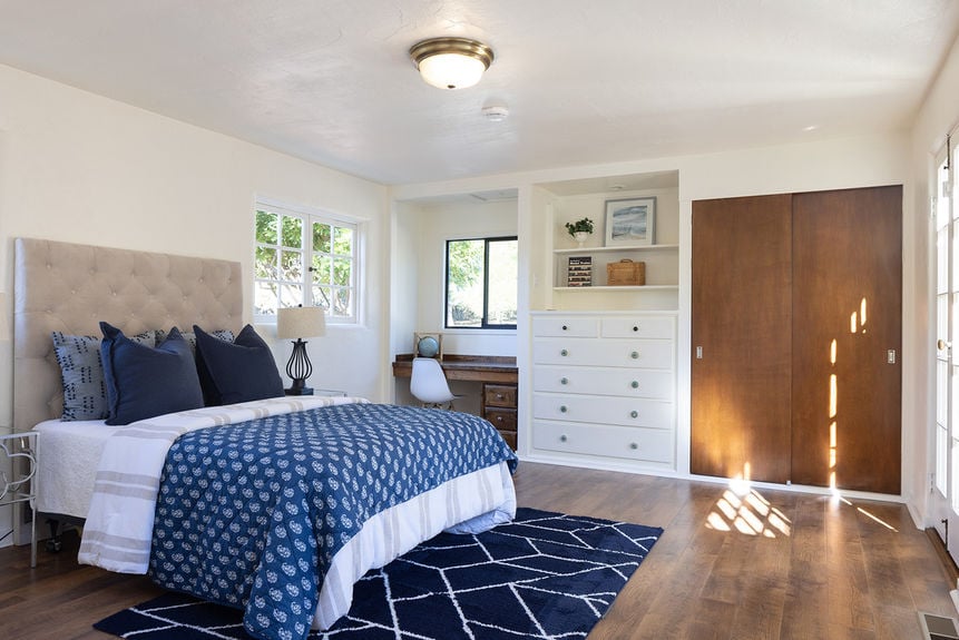 25_ Torres2SE10th bed