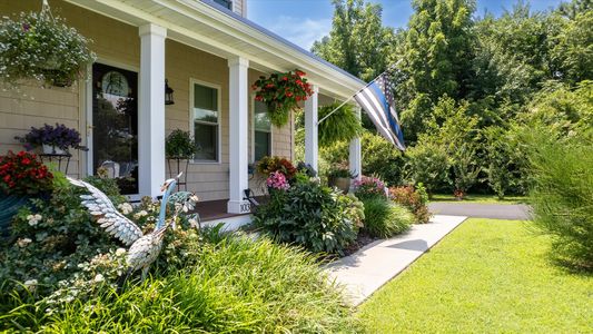 02-JMRealeEstatePhotos_103 Barnes Ct-2