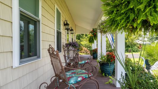 03-JMRealeEstatePhotos_103 Barnes Ct-3