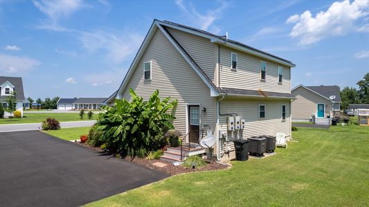 08-JMRealeEstatePhotos_103 Barnes Ct-8