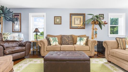 26-JMRealeEstatePhotos_103 Barnes Ct-26