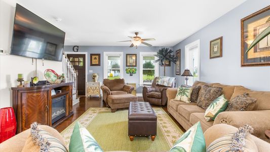 28-JMRealeEstatePhotos_103 Barnes Ct-28