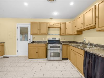 41-JMRealEstatePhotos.com_29686 Skipton Cordova-41