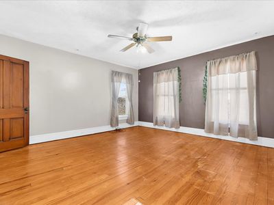 63-JMRealEstatePhotos.com-217 S Main St-63