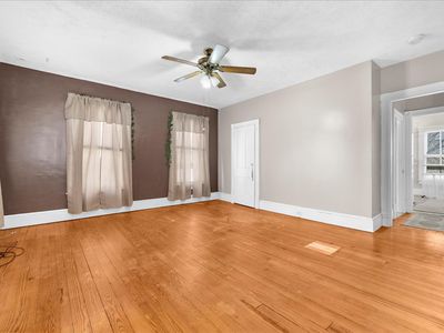 64-JMRealEstatePhotos.com-217 S Main St-64