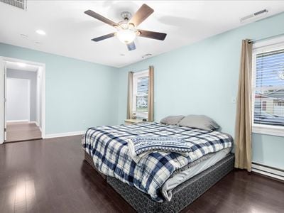 16-JMRealEstatePhotos.com_29321 Greenfield Ave-26