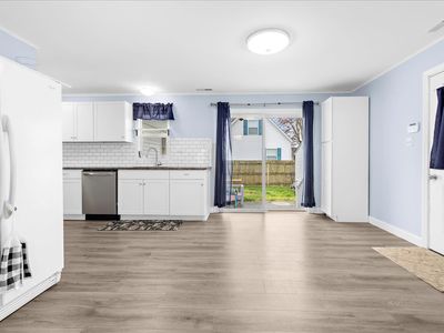 27-JMRealEstatePhotos.com_29321 Greenfield Ave-37