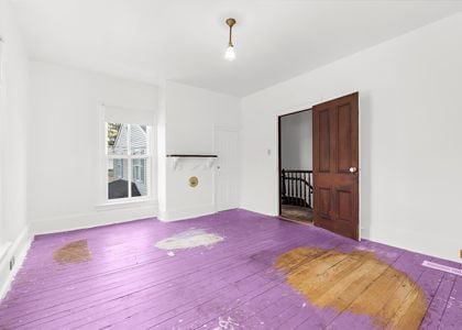 37-201 S Main St-FrontBedroom3-36