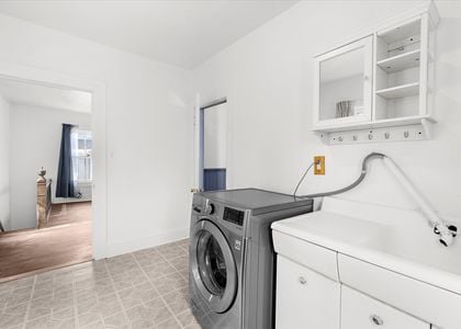 46-201 S Main St-UpperLaundryRoom2-45