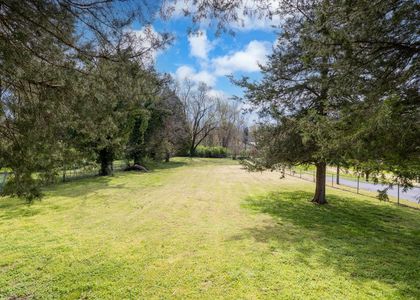 61-201 S Main St-Backyard-60