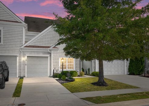 01-JMRealEstatePhotos.com_29116 Superior-Twilight