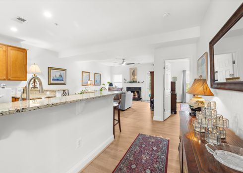 13-JMRealEstatePhotos.com_29116 Superior-12