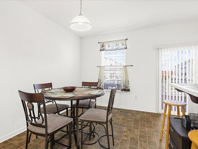 14-JMRealEstatePhotos.com_331 Ashby Commons-14