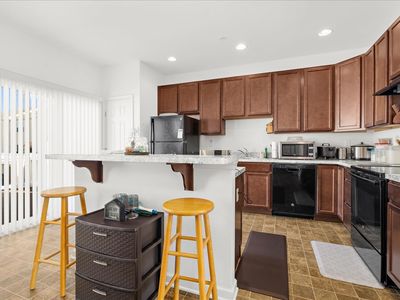 19-JMRealEstatePhotos.com_331 Ashby Commons-19