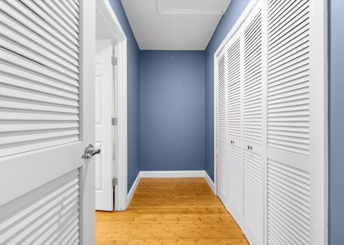 20-JMRealEstatePhotos.com_29116 Superior-19