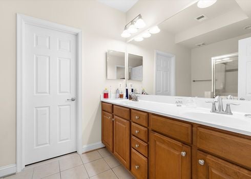 41-JMRealEstatePhotos.com_29116 Superior-41