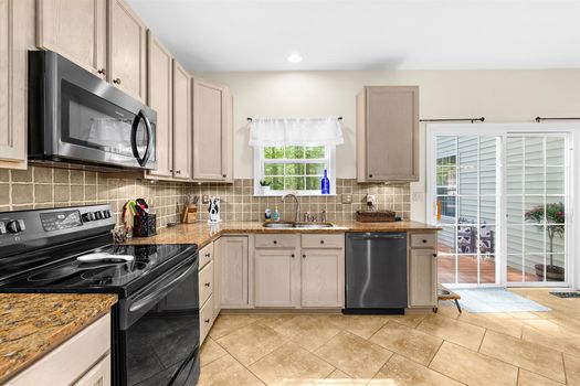 30-JMRealEstatePhotos.com_7061 Redwood Ct_29