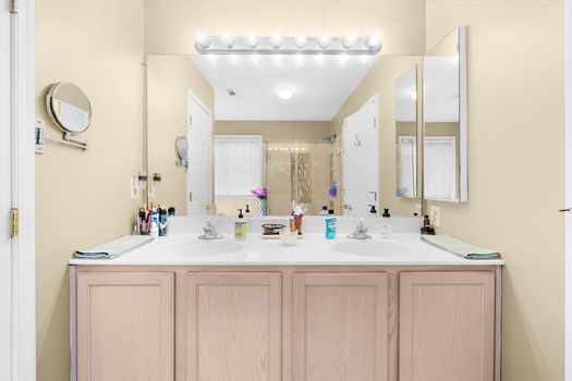 53-JMRealEstatePhotos.com_7061 Redwood Ct_52