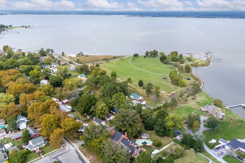 20-Jmrealestatephotos.com_1201 Hambrooks Blvd_23