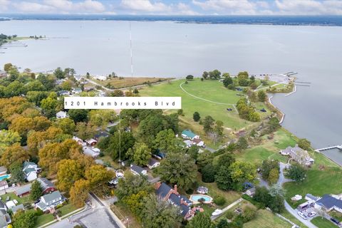 21-Jmrealestatephotos.com_1201 Hambrooks Blvd_24