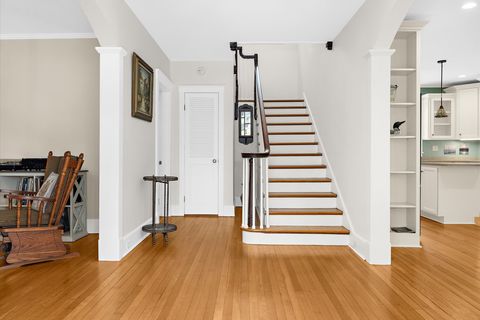 23-17-Foyer-Jmrealestatephotos.com_1201 Hambrooks Blvd_28