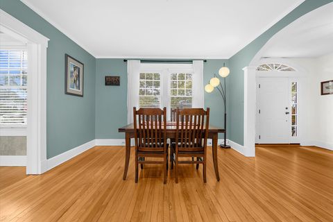 29-23-Dining Room-Jmrealestatephotos.com_1201 Hambrooks Blvd_34