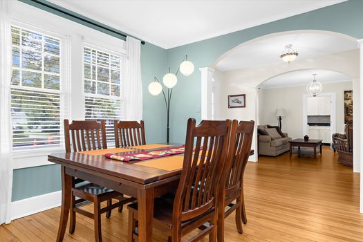 30-23-Dining Room-Jmrealestatephotos.com_1201 Hambrooks Blvd_38