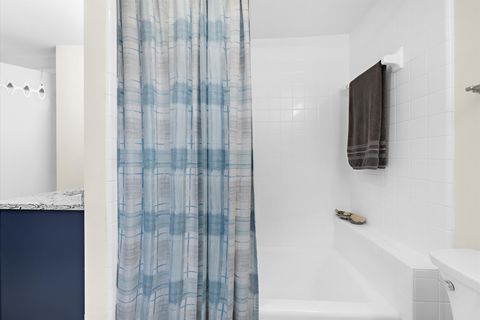 54-47-Primary Bedroom-Jmrealestatephotos.com_1201 Hambrooks Blvd_70