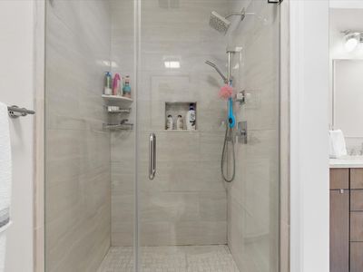 25-6889 Travelers Rest Cir - 25