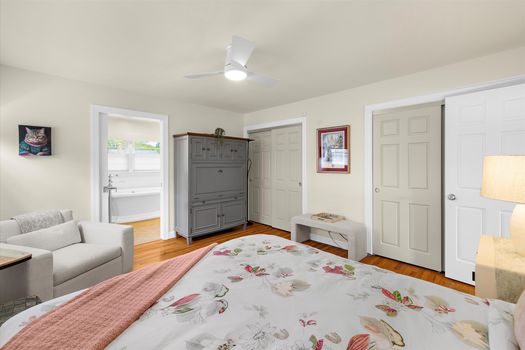 26-26 Primary Bedroom_709 Elwood Ave-37