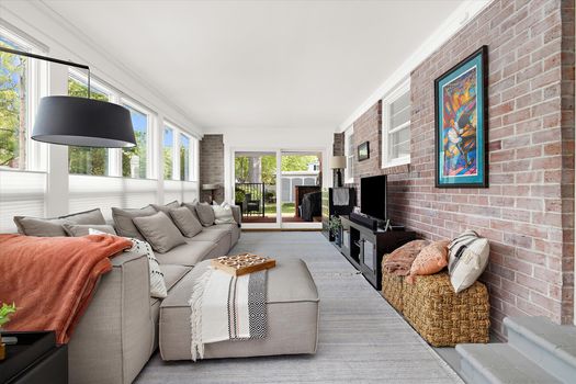 40-40 Porch_709 Elwood Ave-48