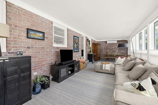 41-41 Porch_709 Elwood Ave-50