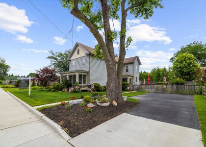 03-3-414 S Aurora St-3