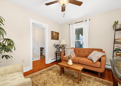 13-14-414 S Aurora St-18