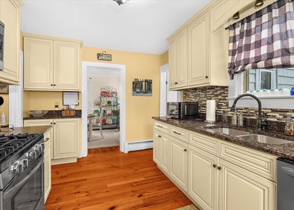 18-19-414 S Aurora St-10