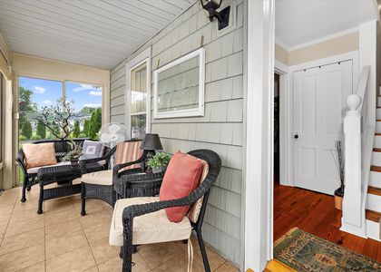 32-33-414 S Aurora St-21