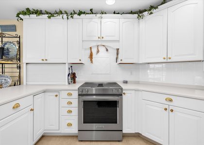 14-JMRealEstatePhotos_8698 Cummings Rd-16