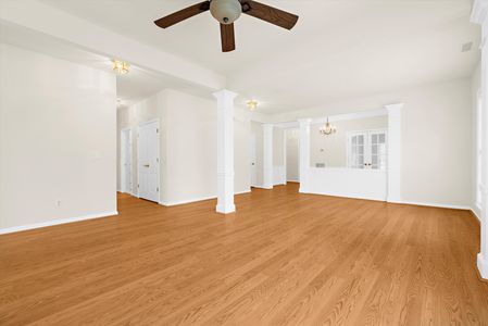 18-JMRealEstatePhotos_29744 Dustin Ave-18