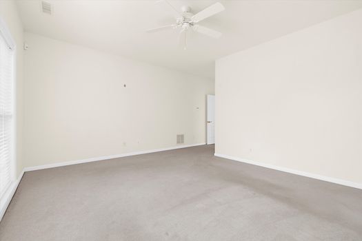 22-JMRealEstatePhotos_29744 Dustin Ave-22