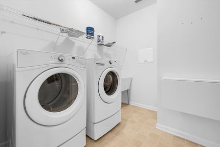 29-JMRealEstatePhotos_29744 Dustin Ave-29