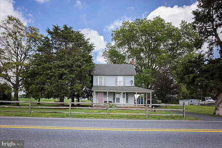 1ddd3bdcc5cd64ead4772448998fad31-uncropped_scaled_within_1536_1152