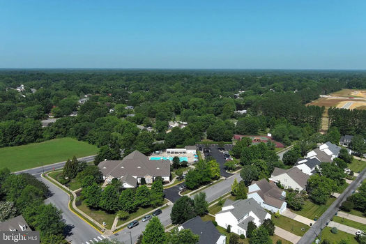 e0467e1bd53e683b616611dd4482195c-uncropped_scaled_within_1536_1152