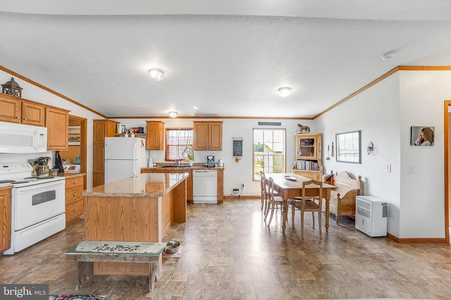 9ef903042d0f34879800367a609b39dcl-m3506663874rd-w1280_h960