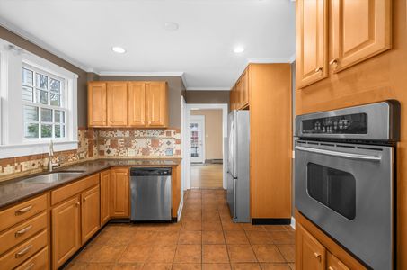 22-JMRealEstatePhotos_315 Dutchmans Ln - 21